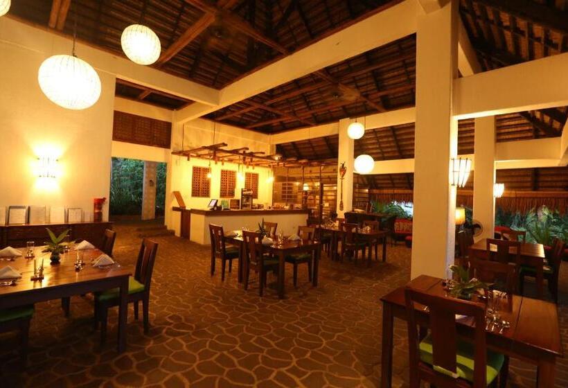 Amun Ini Beach Resort & Spa