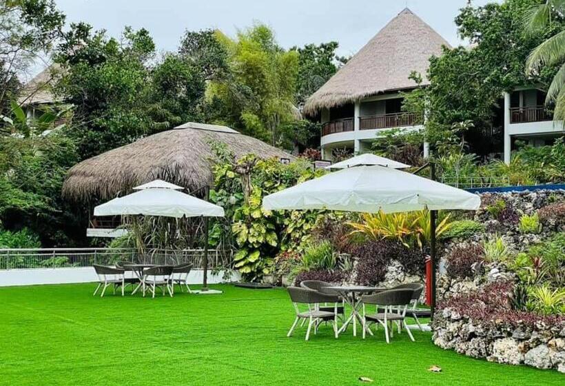 Amun Ini Beach Resort & Spa