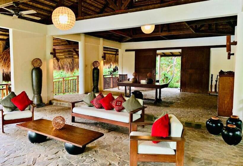 Amun Ini Beach Resort & Spa