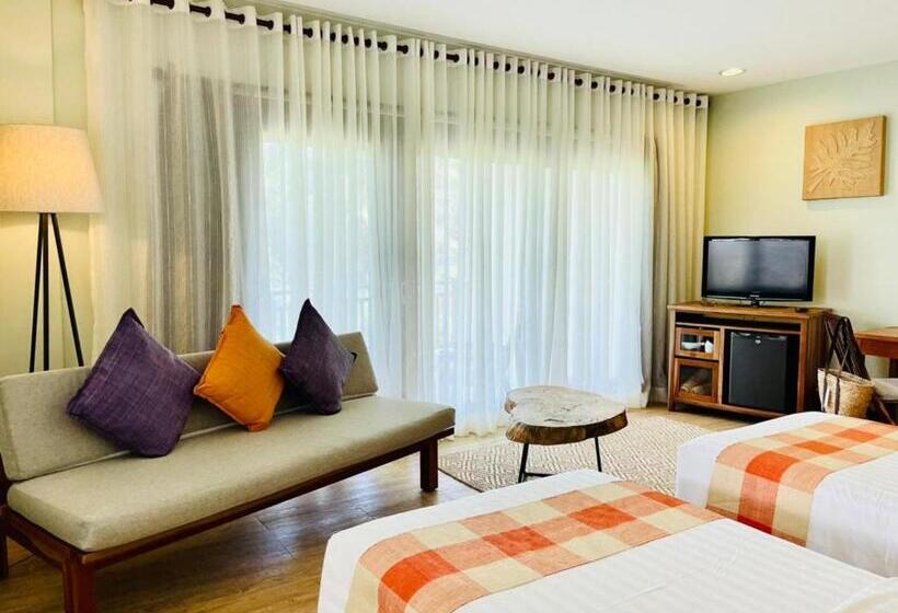 Amun Ini Beach Resort & Spa