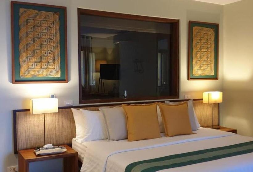 Amun Ini Beach Resort & Spa