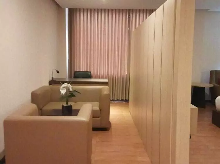 Grand Dian Hotel Slawi