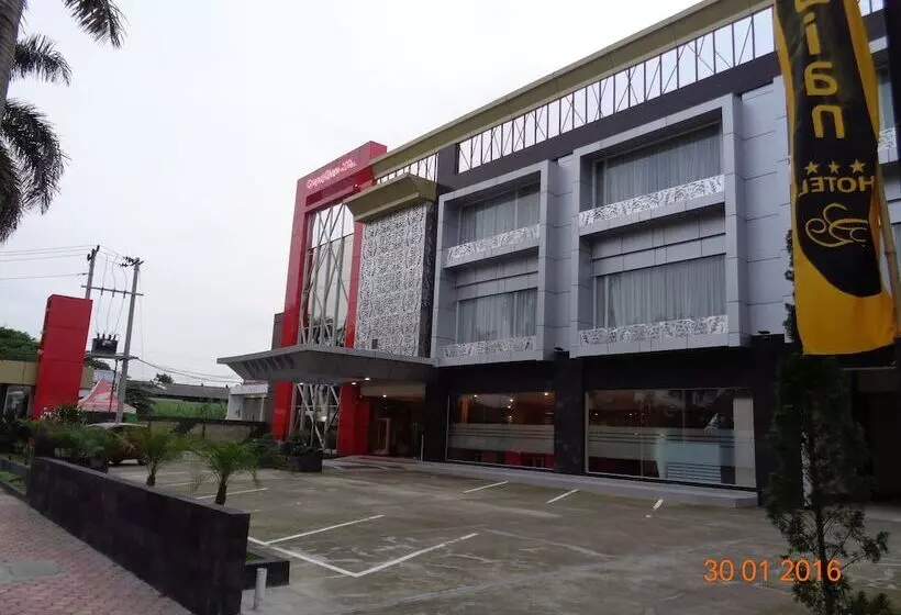 Grand Dian Hotel Slawi