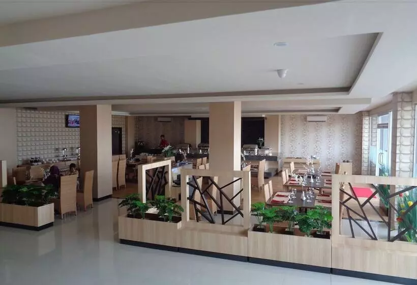 Grand Dian Hotel Slawi