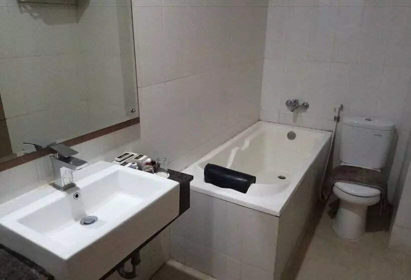 Grand Dian Hotel Slawi