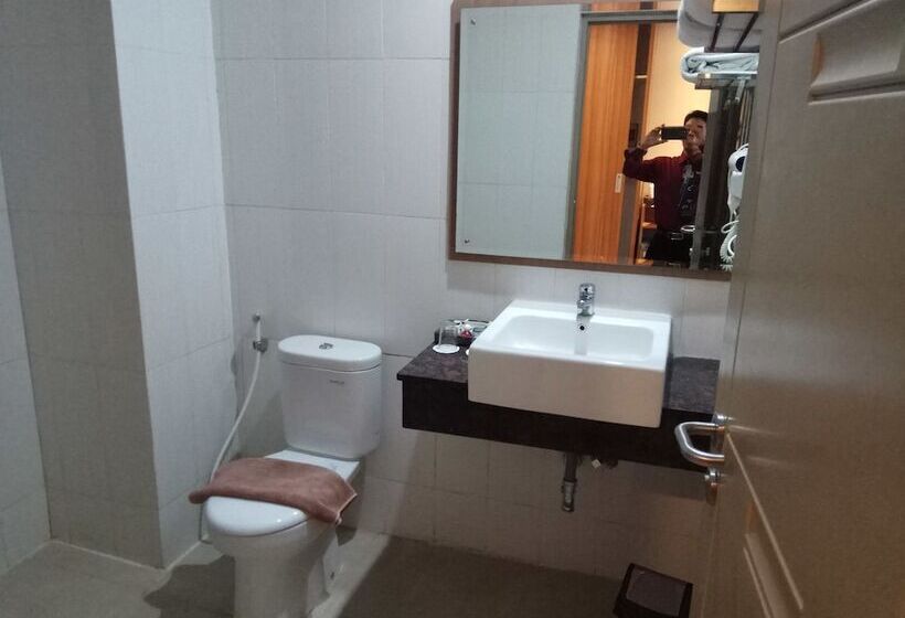 Grand Dian Hotel Slawi