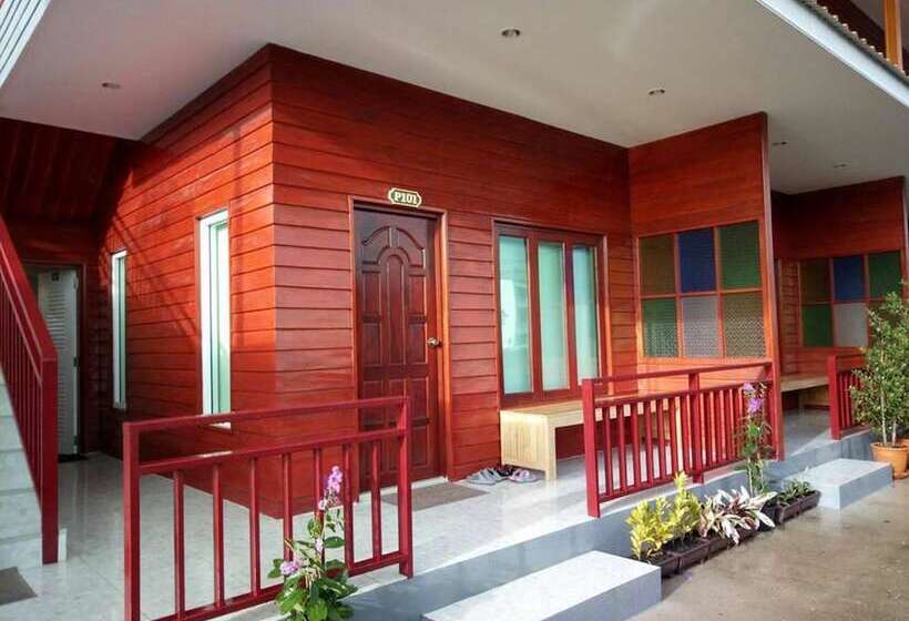 Hotel Baan Plernphat 1