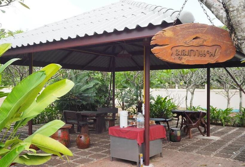 호텔 Country Inn 304