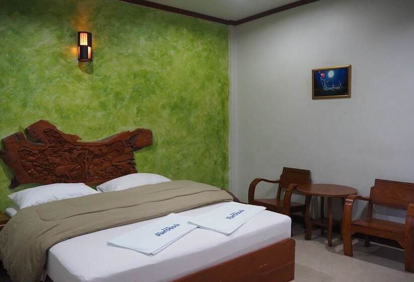 호텔 Country Inn 304