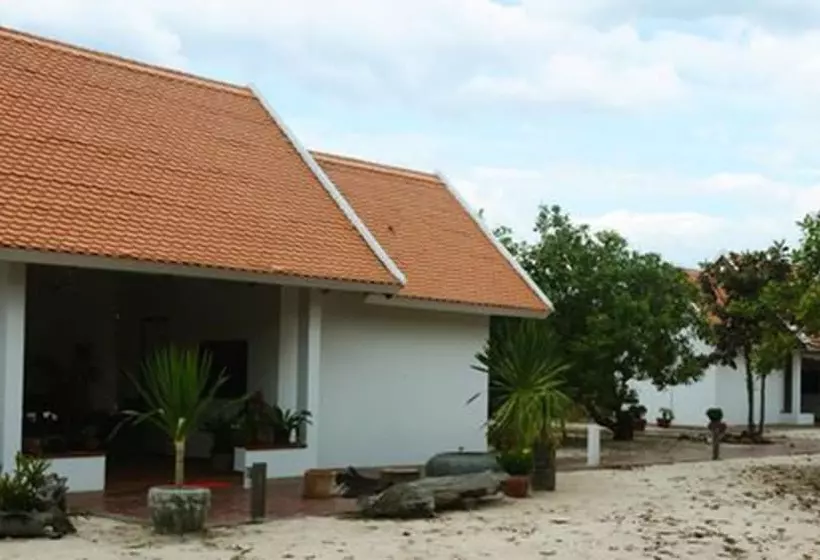 Hotelli Dracaena Resort