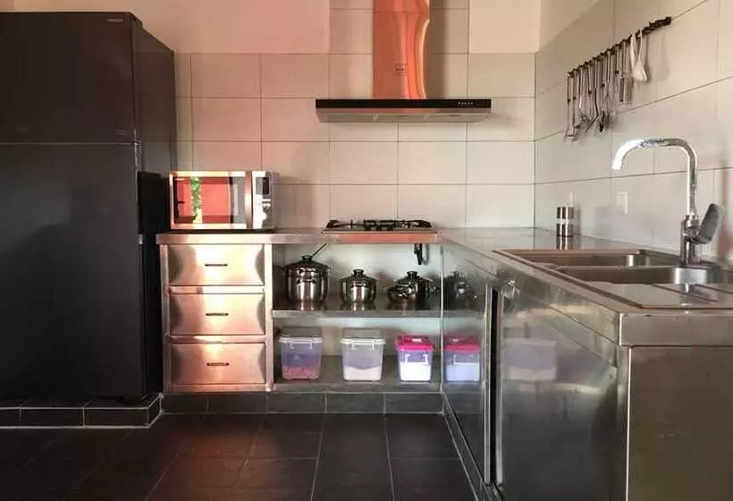 Hotelli Dracaena Resort