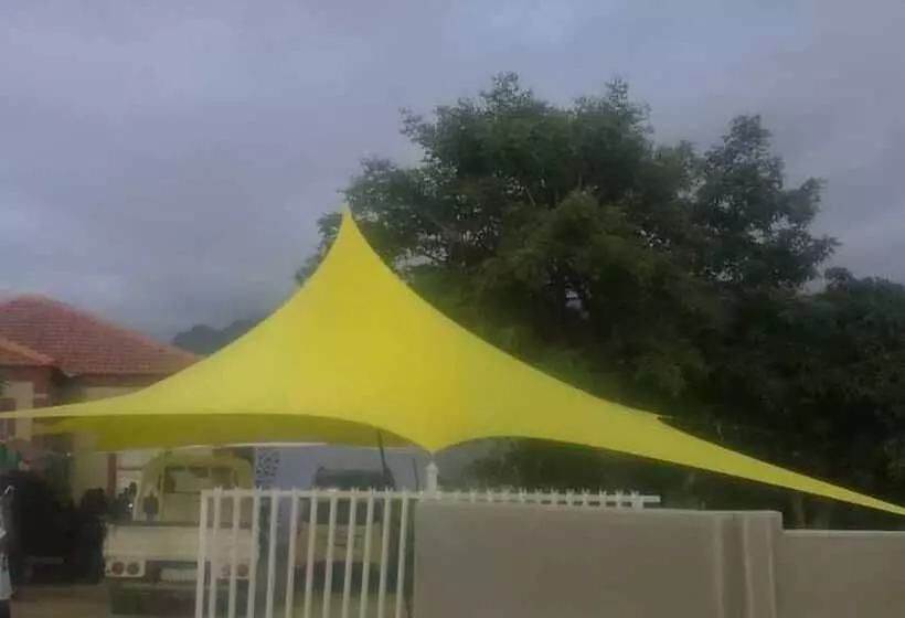 ホテル Hlakula Lake Resort