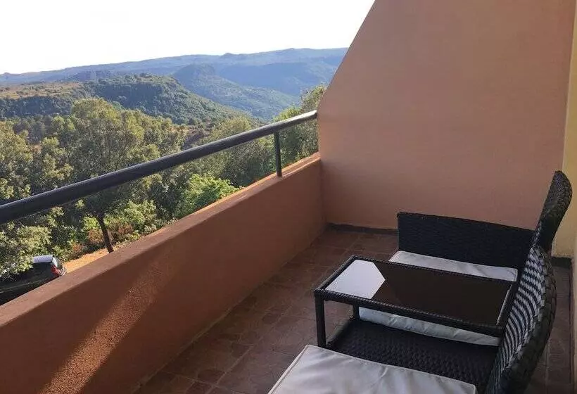 ホテル Miramonti Seulo Turismo Rurale