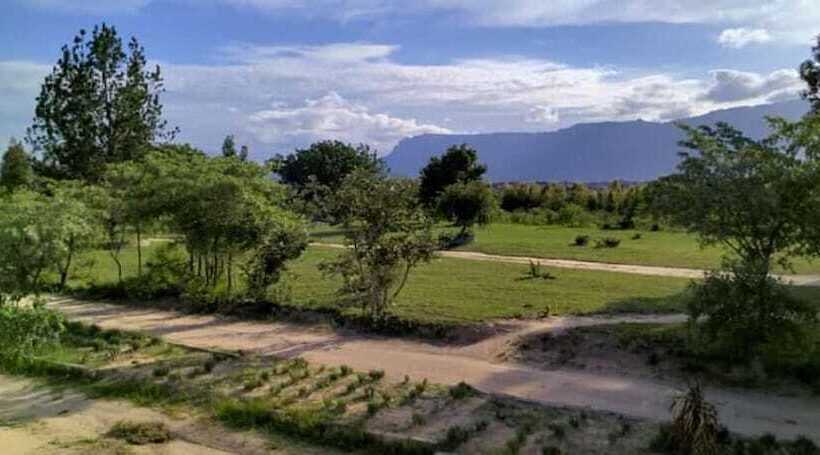 Otel Moholoholo Lodge