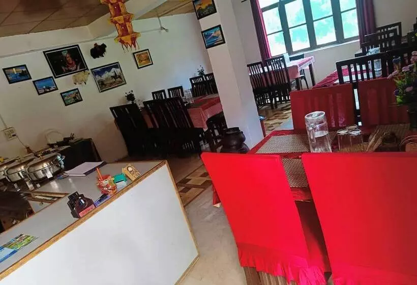 Hotelli Mountain Camp