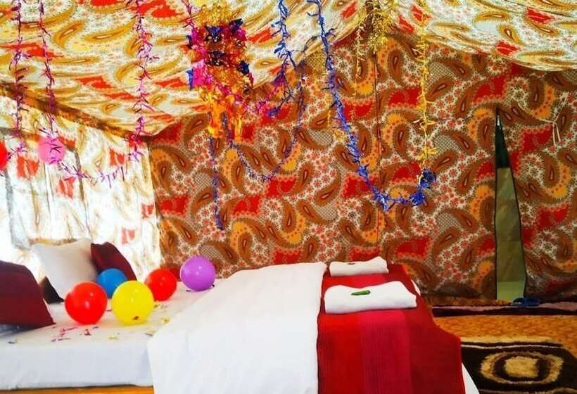 فندق Mountain Camp