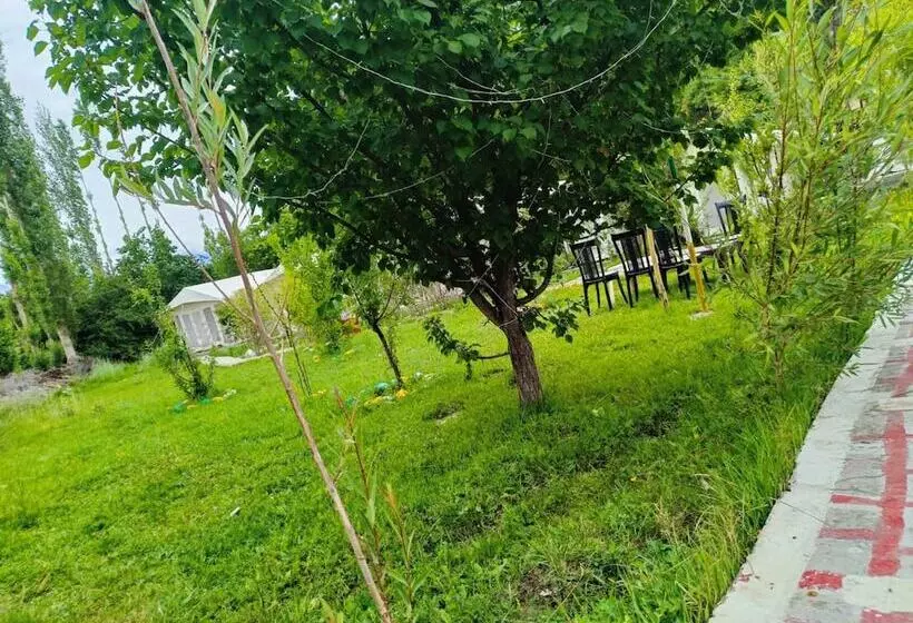 Hotelli Mountain Camp