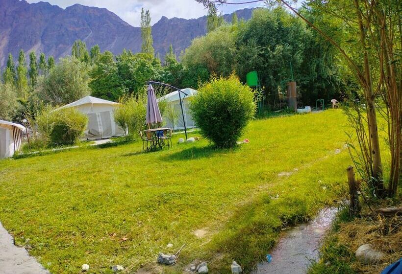 فندق Mountain Camp