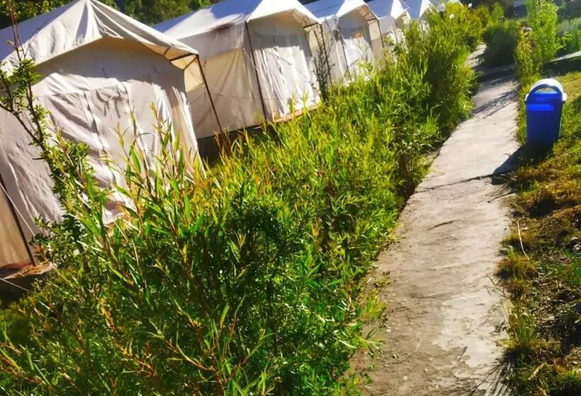 Hotelli Mountain Camp