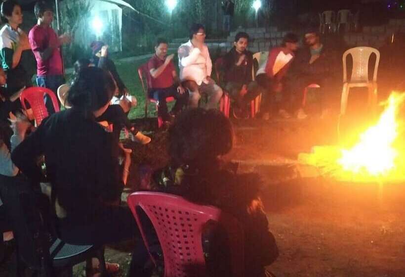 فندق Mountain Camp