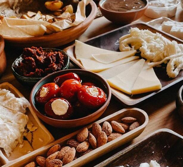 فندق Sana Yasam Koyu