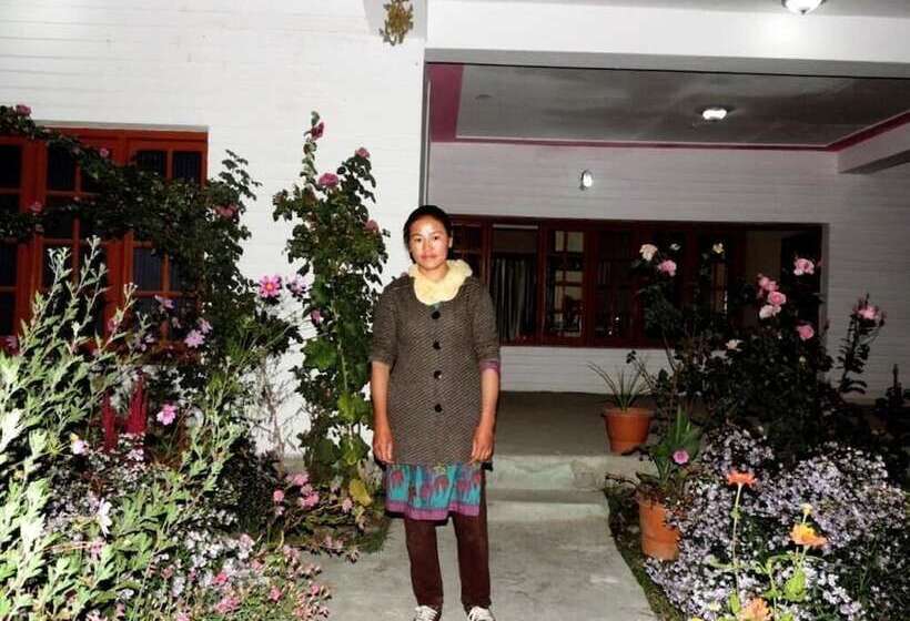 فندق Tih A O Guest House & Home Stay