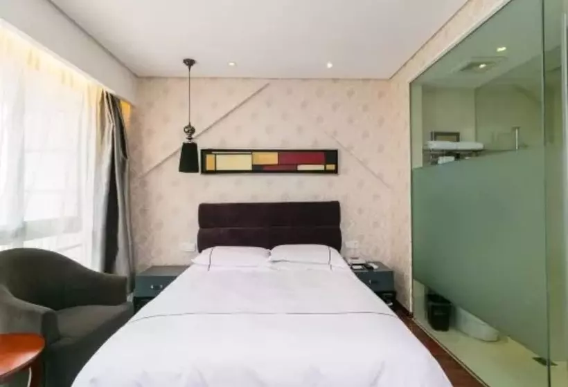 Hotelli Yiwu Bai Heng