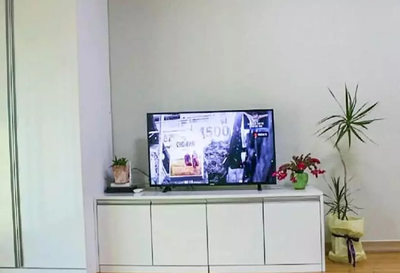 Kkeomeokdari Pension