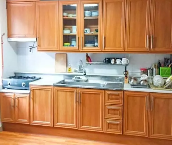 Kkeomeokdari Pension