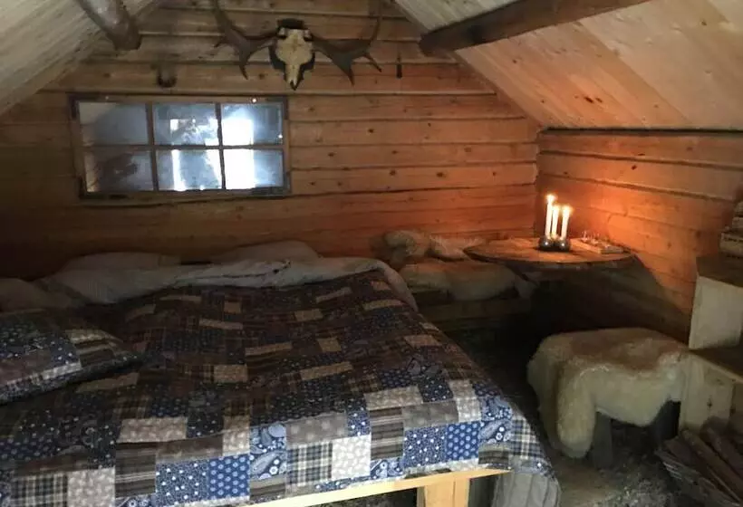 Kolarbyn Eco Lodge   Hostel