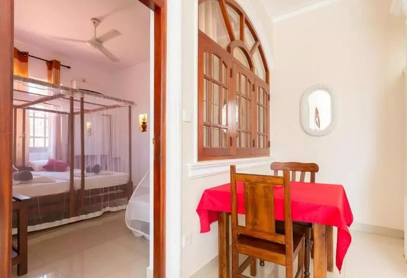 پانسیون Angel Inn Guest House