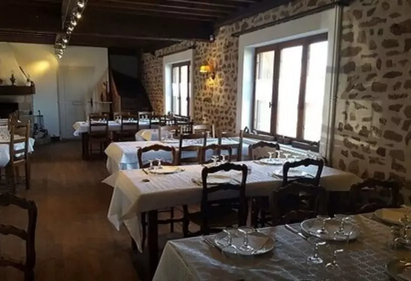 ペンション Auberge Au Saint Georges Du Mazet