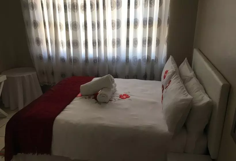 ペンション Luh Guesthouse