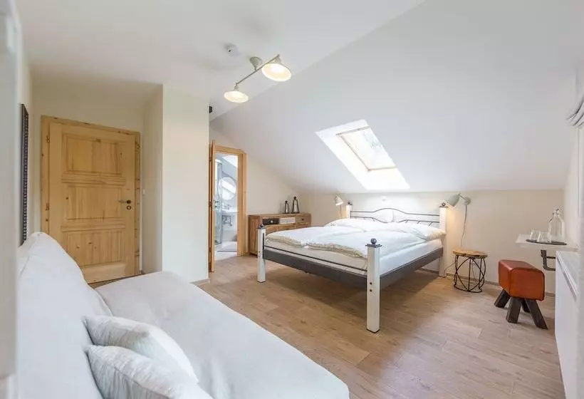 Majatalo Smrcina Resort