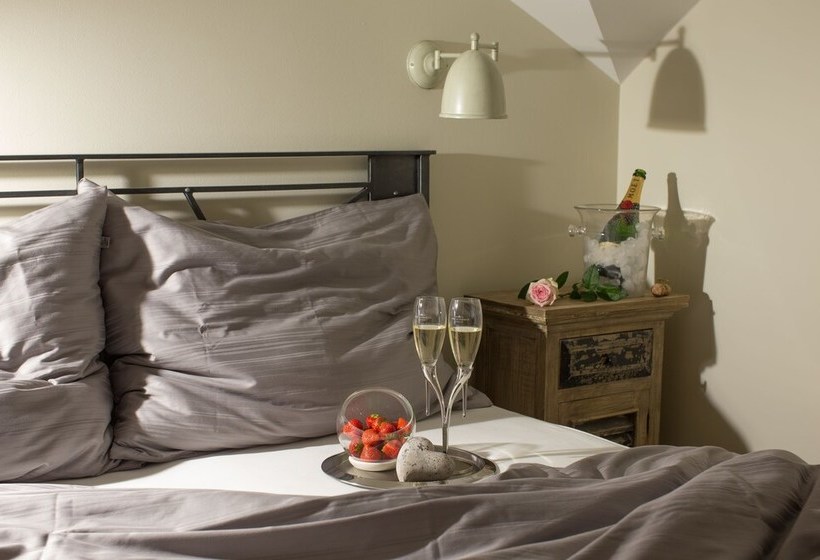 膳宿费 Smrcina Resort