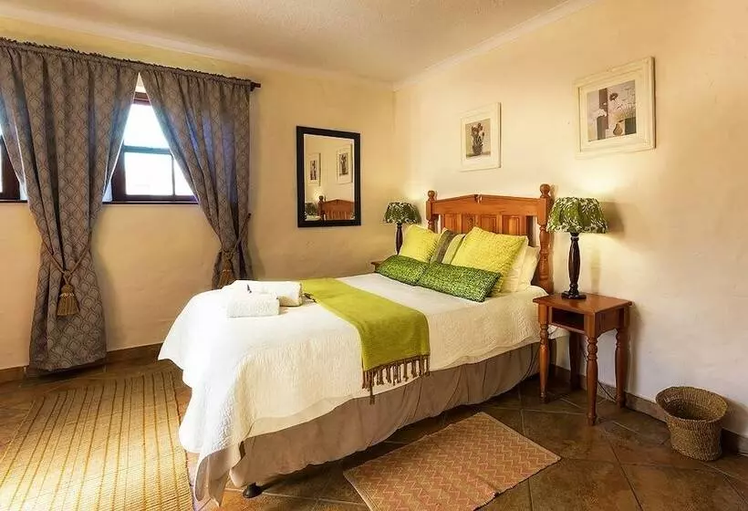 Sandpiper Guest Cottages