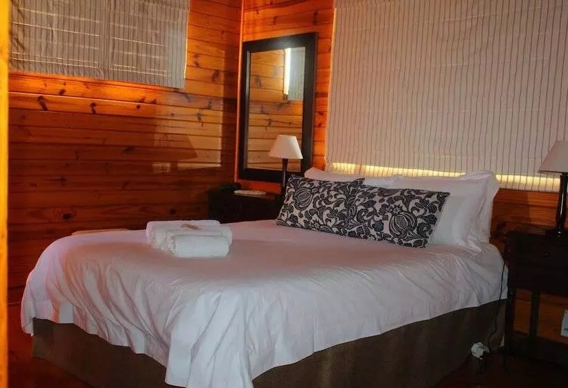 Sandpiper Guest Cottages