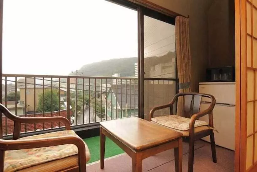 Yugawara Onsen Ryokan Greenso