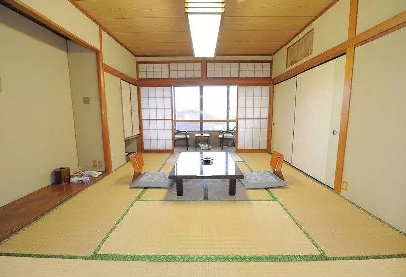 Yugawara Onsen Ryokan Greenso