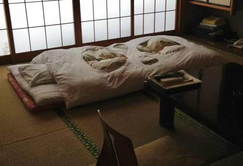 Yugawara Onsen Ryokan Greenso