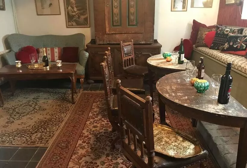 Aamiaismajoitus (B&B) Berg Säteri