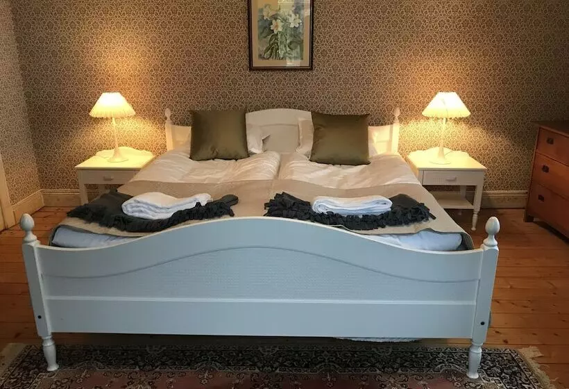 Aamiaismajoitus (B&B) Berg Säteri