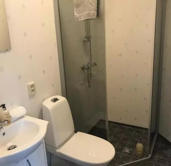 Aamiaismajoitus (B&B) Berg Säteri