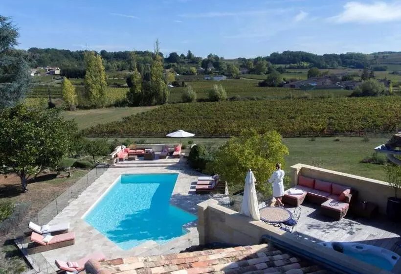 Aamiaismajoitus (B&B) Chateau Du Palanquey & Spa