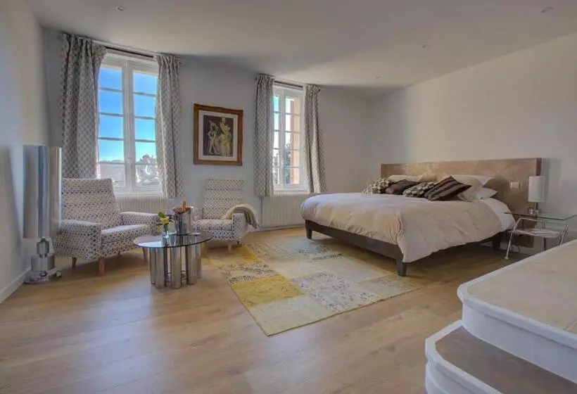 Aamiaismajoitus (B&B) Chateau Du Palanquey & Spa