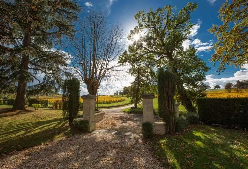 Aamiaismajoitus (B&B) Chateau Du Palanquey & Spa