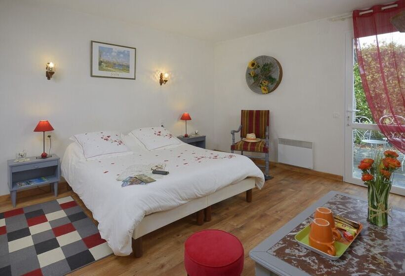 مبيت وإفطار Domaine De La Cour