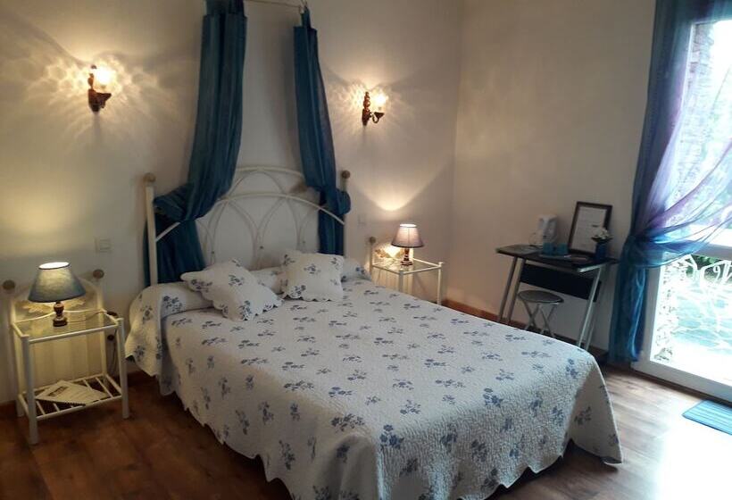 مبيت وإفطار Domaine De La Cour