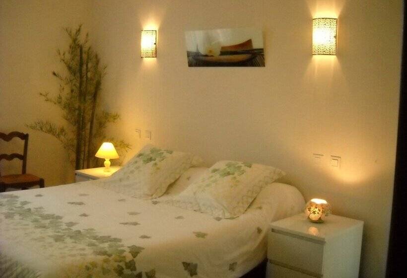 مبيت وإفطار Domaine De La Cour