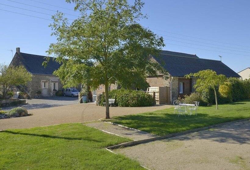 مبيت وإفطار Domaine De La Cour